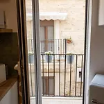 شقة In Un Click